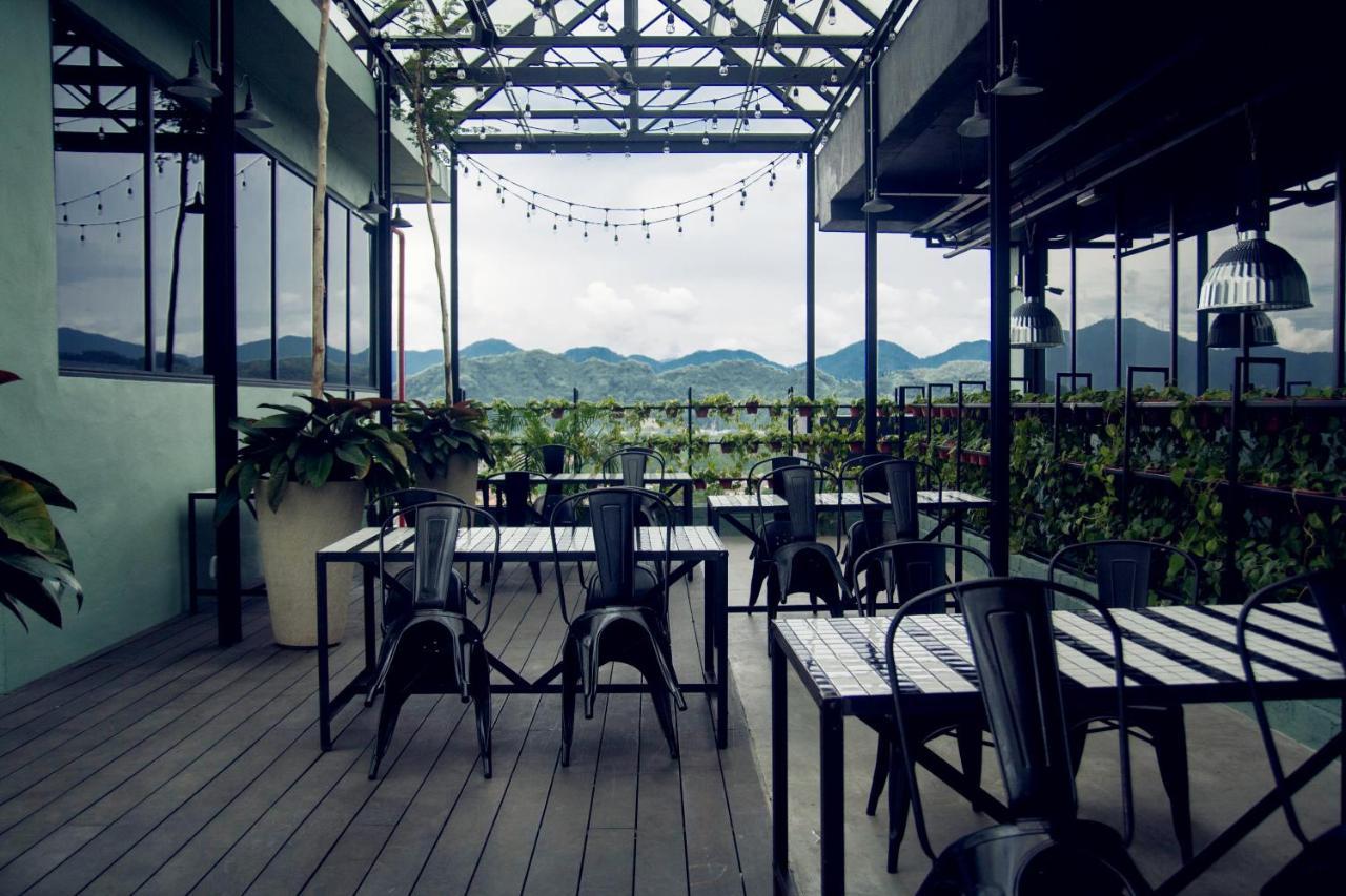 M Roof Hotel&Residences Ipoh Exterior foto